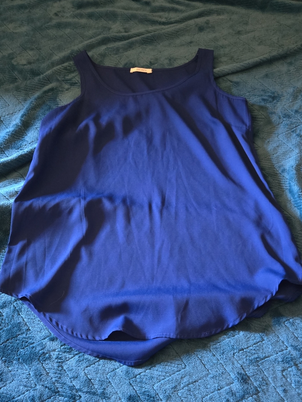 Ricki's Sleeveless Scoop Neck Top in Royal Blue